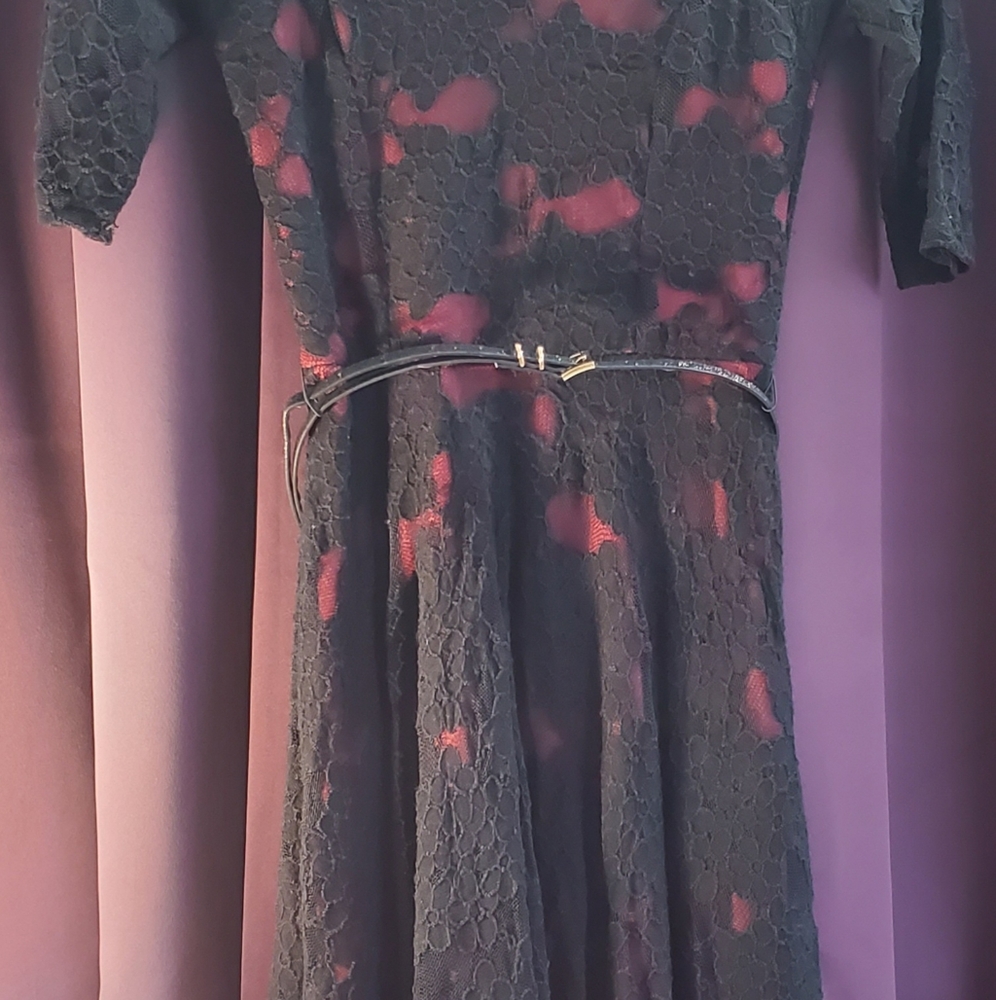 GiBiu Small Black lace dress